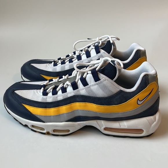 Size 14 - Nike Air Max 95 Michigan - Picture 3 of 6